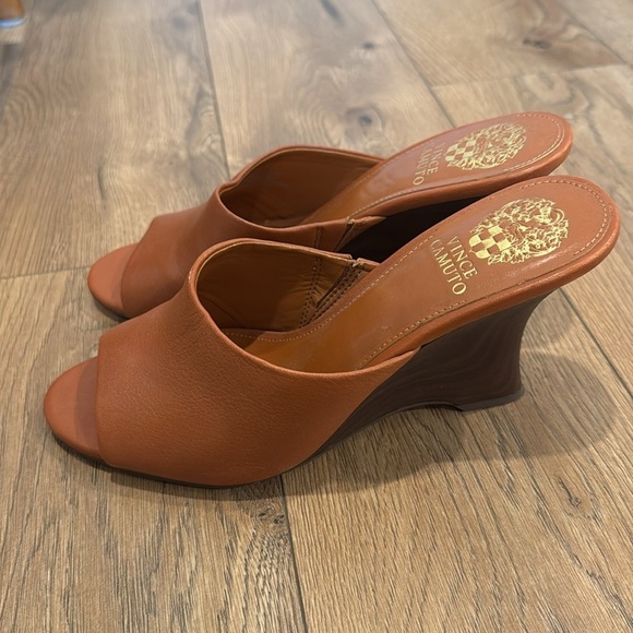 Vince Camuto Women’s Vilty Sculpted Slip-On Wedge Sandals Open Toe Size 8.5 - Picture 3 of 7